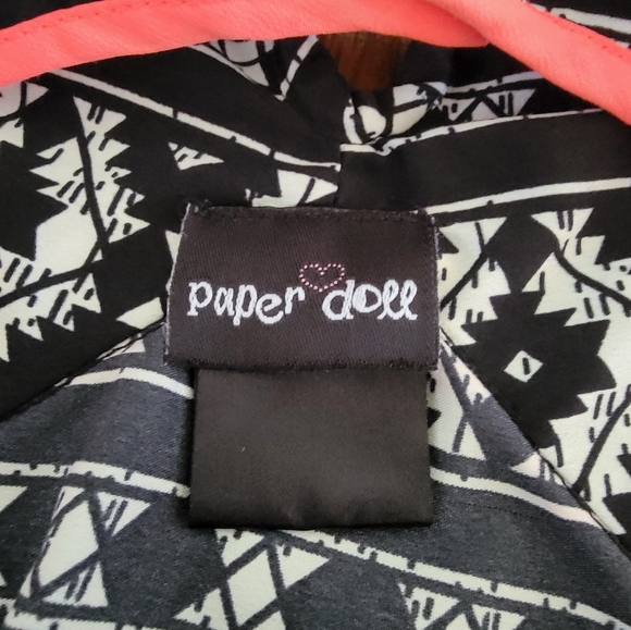 Paper Doll Pink & Black Romper - Size Medium - Picture 2 of 4
